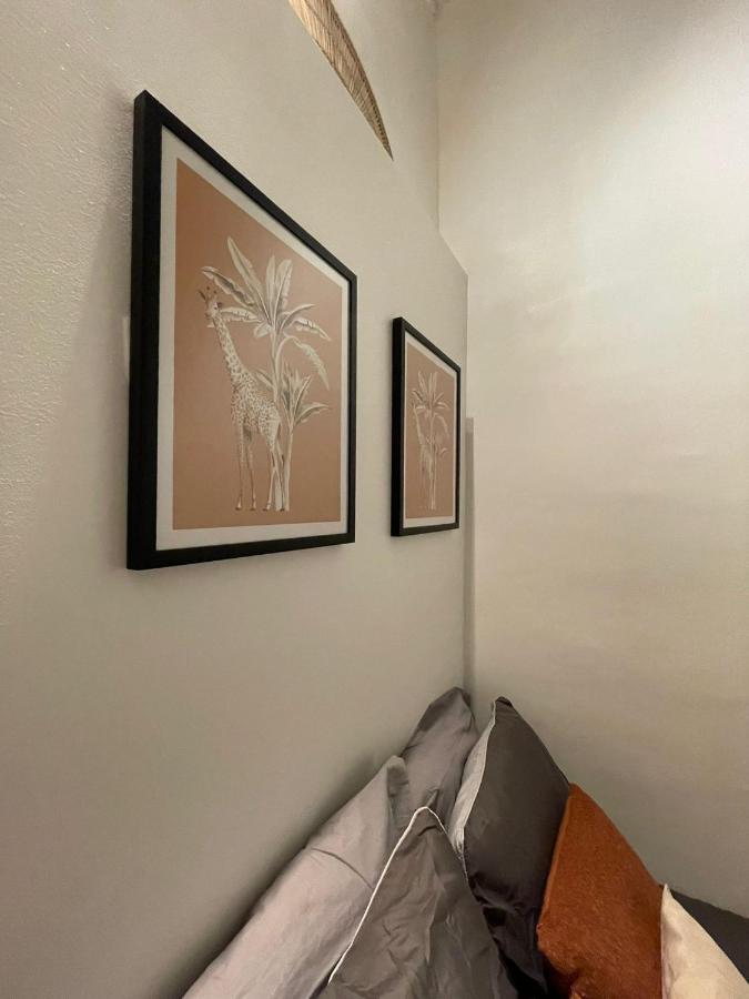 Appartement Abyad - A 300 M Des Arenes à Nîmes Extérieur photo